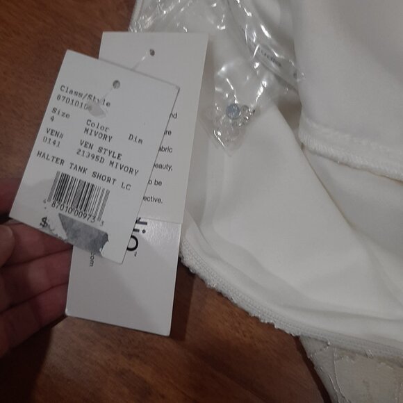 David's Bridal halter lace beaded wedding formal dress new with tags - Picture 7 of 16